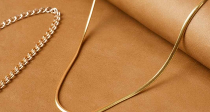 10 Cara Praktis Mengembalikan Kilau Kalung Titanium yang Kusam dan Menghitam