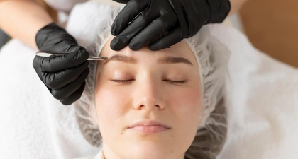 Perbedaan Microblading atau Microshading: Teknik Alis Mana yang Cocok untuk Anda