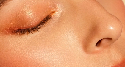 Perbedaan Bedak Two Way Cake vs Compact Powder, Mana yang Lebih Cocok?