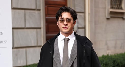 Hudson Williams Layak untuk Ada di Setiap Front Row Fashion Show