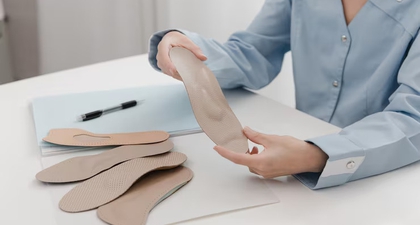 Cara Mengukur Insole Sepatu dengan Benar agar Nyaman Dipakai Sepanjang Hari