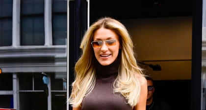 Bella Hadid Kenakan Celana Kulit Bergaya Equestrian saat Berada di New York