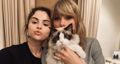 Selena Gomez Bagikan Foto Langka Bersama Taylor Swift Lengkap dengan Pesan Bahwa Ia Merindukannya