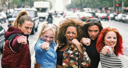 Pertimbangan Victoria Beckham Akan Tawaran Memanggung Lagi dengan Spice Girls