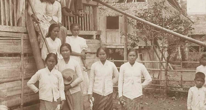 Cerita Menarik Tentang Evolusi Kebaya di Indonesia dan Kaitannya dengan Feminitas