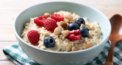 6 Alasan Kenapa Harus Lebih Sering Makan Oatmeal Mulai Sekarang