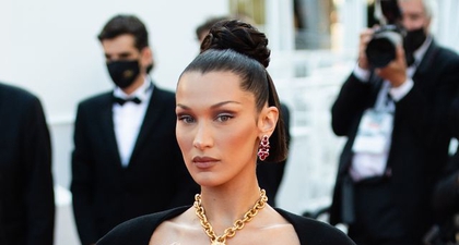 Bella Hadid Memesona dalam Gaun Schiaparelli yang Dramatis di Cannes Premiere