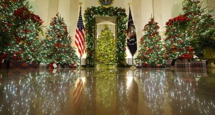 Melania Trump Pamerkan Dekorasi Natal Terakhirnya di Gedung Putih