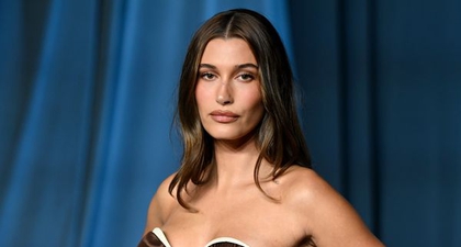 Hailey Bieber Tampil Bak Bintang Schiaparelli dalam Gaun yang Terbuat dari Pita Antik