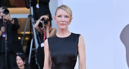 Cate Blanchett Seolah Melayang Saat Memakai Gaun Bulu Maison Margiela