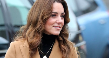 Kate Middleton Pakai Kalung yang Didedikasikan untuk Anaknya