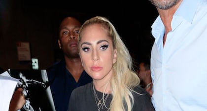 Lady Gaga Tampil Rock and Roll Tanpa Celana di New York