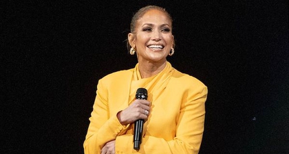 Jennifer Lopez Juga Ikut Mendukung Langkah Kerja dari Rumah