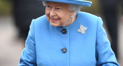 Ini Cara Ratu Elizabeth Menunjukkan Dukungan Kepada Sussex 